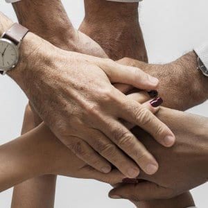 people-3152585_1920-300x300