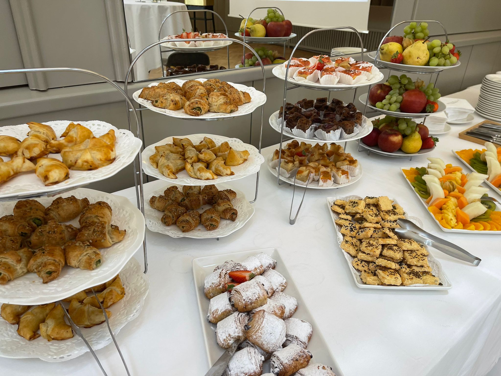 3ae589f8-49c9-4487-8b5e-74ab9a4e111c